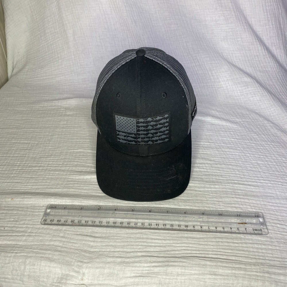 Columbia PFG Cap Black Gray Fish Flag Trucker Mesh Dad Hat Flexfit Size S/M